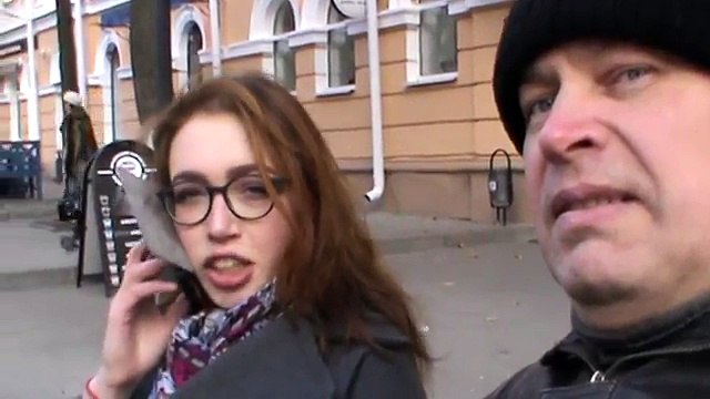 Мы на лавке, на улице Ленина, Геннадий Горин и Настя Анастасия