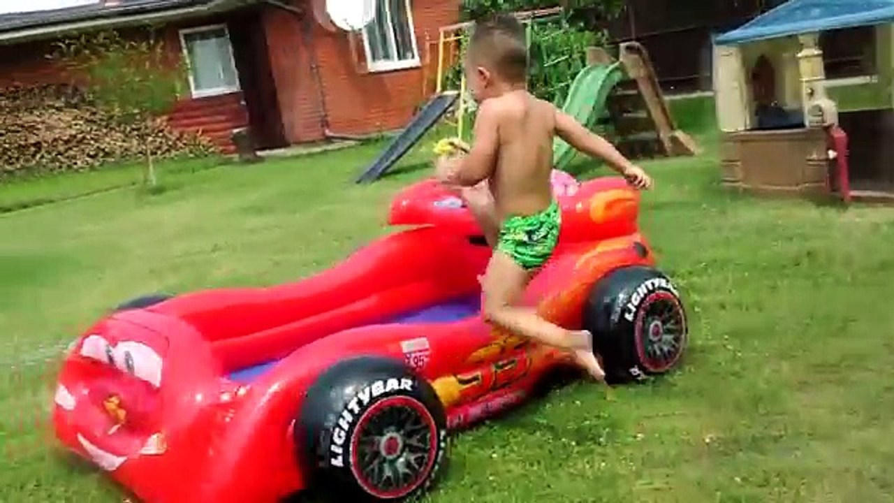 Little Babies Playing in Pool Lightning Mcqueen Cars, WATER Balloons Summer Fun Pool Games for kids