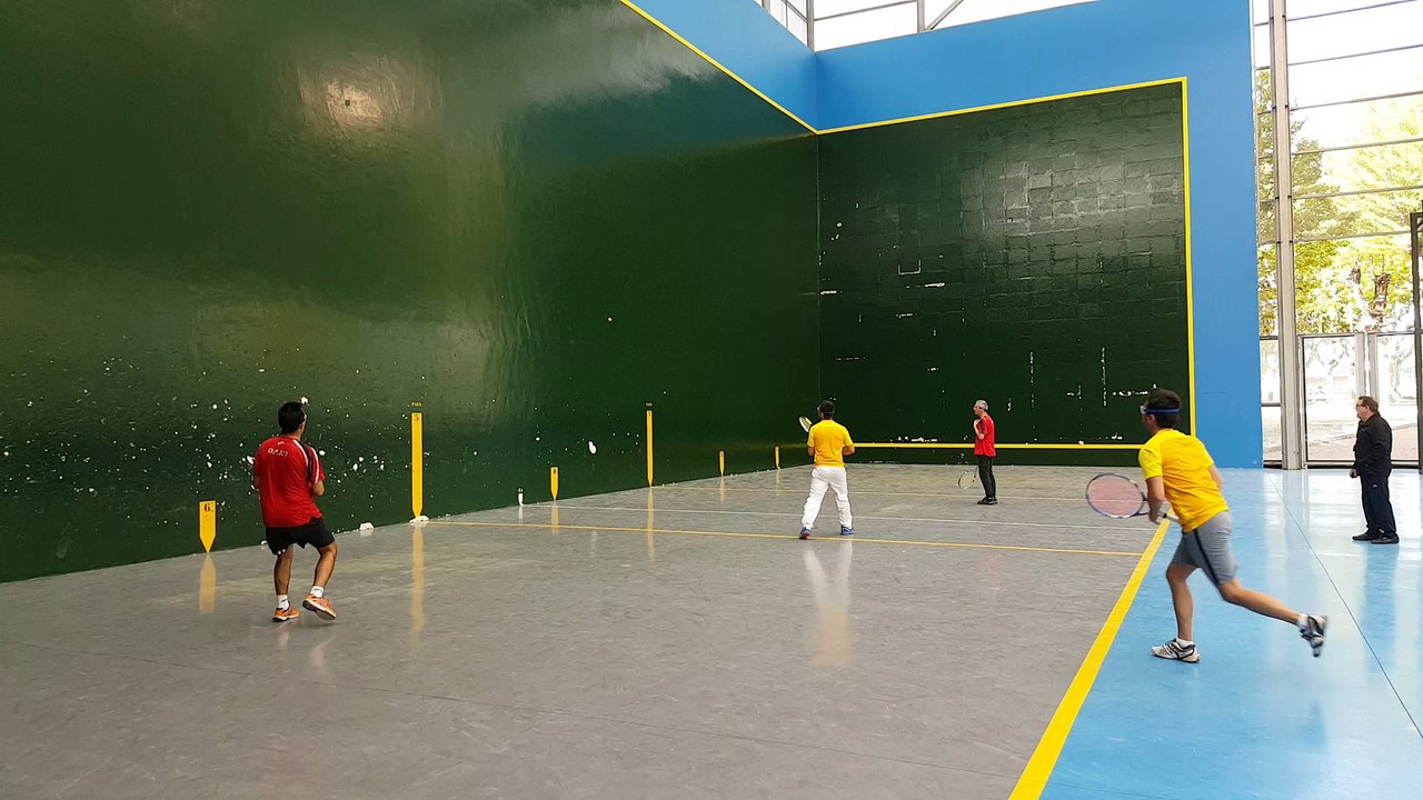 Frontenis honor Pozuelo vs Alcalá set 2 de la 3ª partida