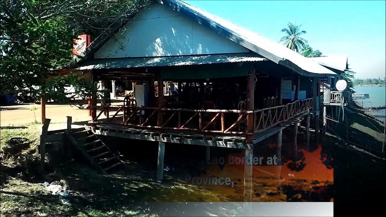 Mekong River Khmer & Lao boundary at Preah Vihear province