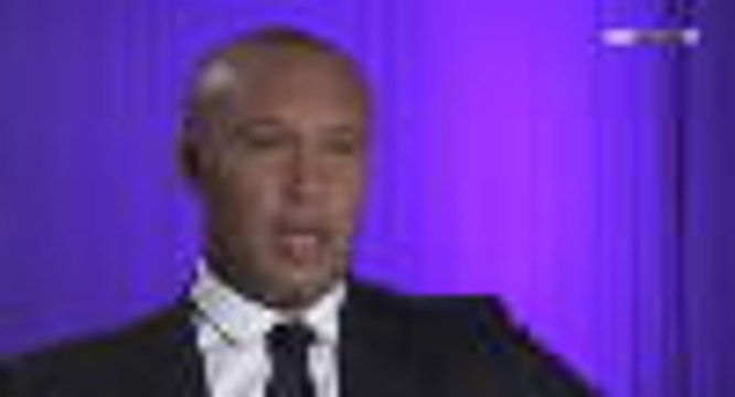 Silvestre slams Ozil contract situation