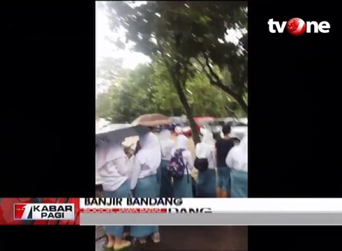 Detik-detik Banjir Bandang Terjang Tembok SMAN 2 Bogor