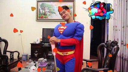 Superman Helper Frozen Elsa eat Candy Captain America Spiderman handsome boy Superhero fun