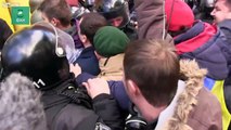 Scuffles break out near Verkhovna rada as anti-corruption demo escalates.