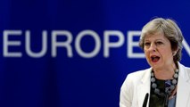 Theresa May: Haverá uma fronteira física com a Irlanda do Norte depois do Brexit