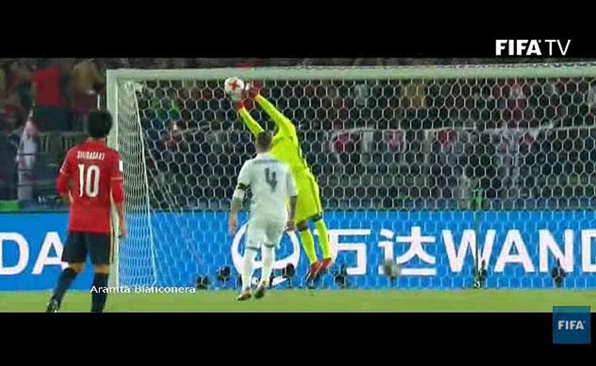 Gianluigi Buffon premiato con il Fifa Award 2017.
