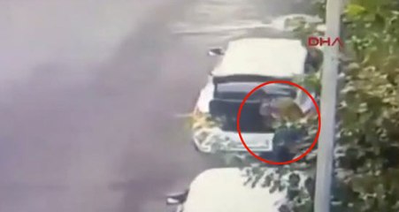 Diyarbakır'da Uzman Çavuşun Silahlı Saldırıya Uğradığı Anlar Kamerada!