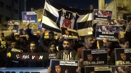 Van Çarşı Van Gurubu 2011 Depremini Unutmadı