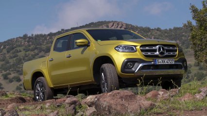 Mercedes-Benz X-Class Design in Limonite yellow metallic
