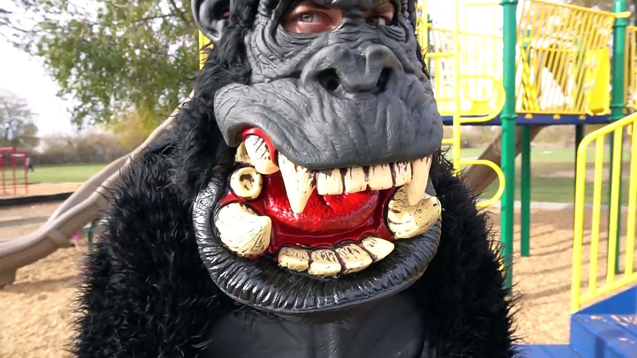 Batman Crashes Motorcycle!! Bloopers, Outtakes and Behind the Scenes | Twin Family Fun Vlogs