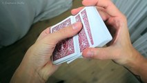 Top 9 Easy Pro Card Tricks to Shuffle the Cards In Your Hands