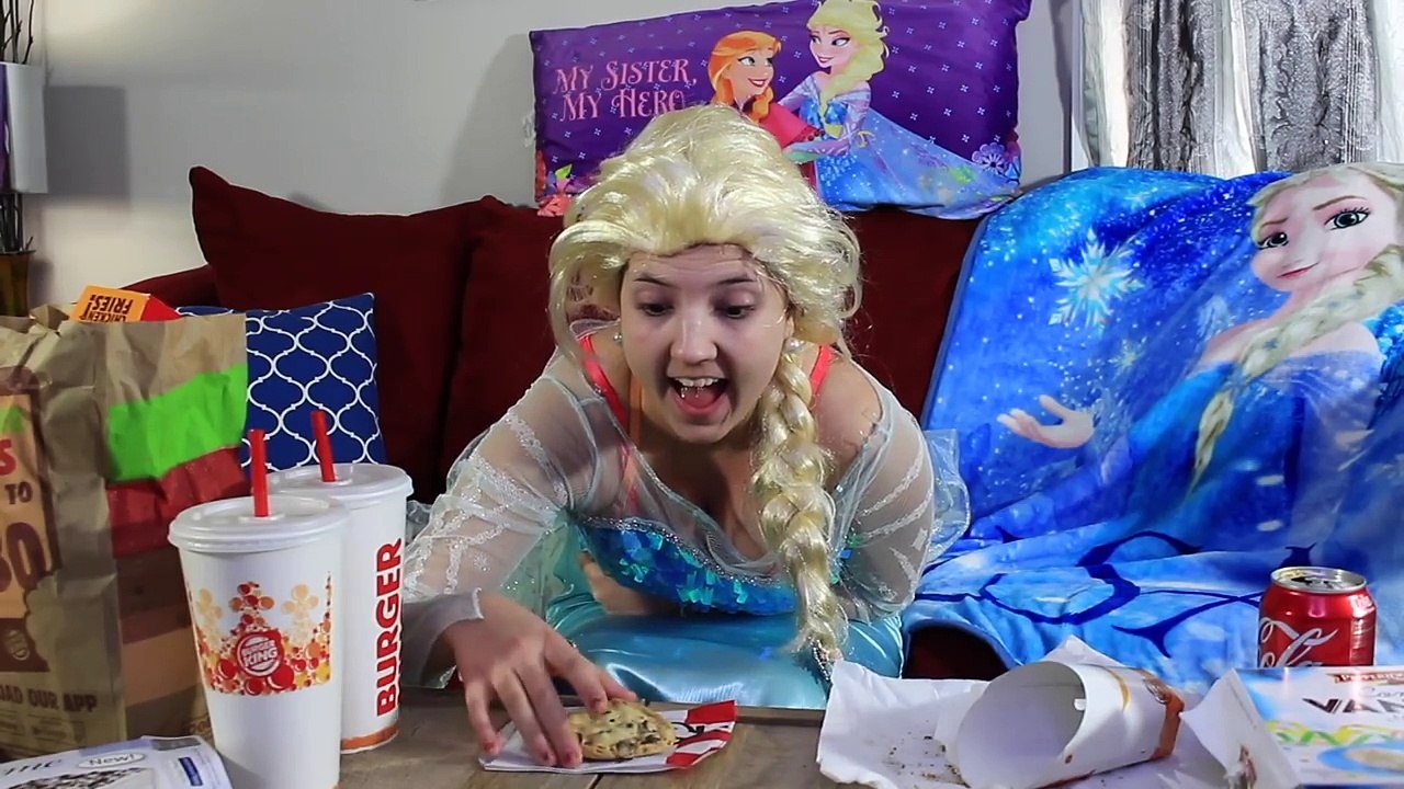 Spiderman & Frozen Elsa vs Maleficent! Pink Spidergirl vs Mermaid & Doctor! Superheroes in Real Life