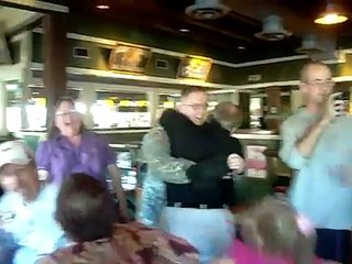 Soldier Surprises Family in Restaurant!