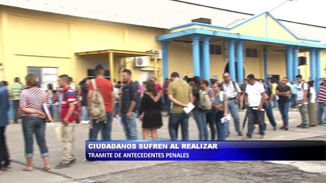 Ciudadanos sufren al realizar tramite de antecedentes penales