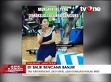 Foto Seorang Wanita Cantik Di Tengah Banjir Menjadi Viral