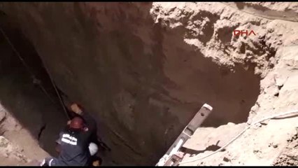 Antalya'da Bahçe Kazısında 2 Kişi Göçük Altında Kaldı