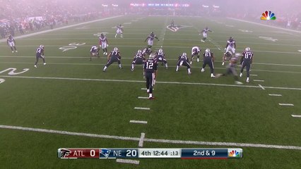 Brandin Cooks gets low to scoop up 27-yard catch