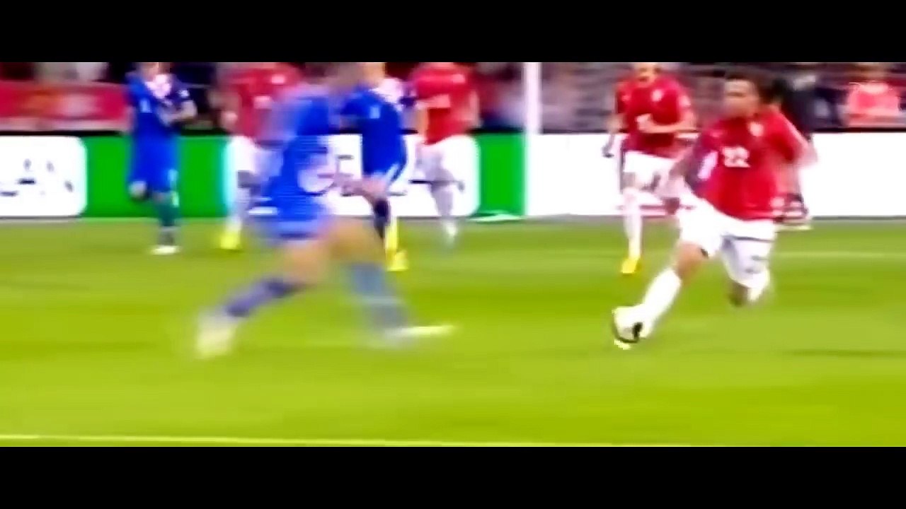 Crazy Violent Football Fights & Tackles - Impossible To Forget