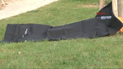 Tuzla'da Cinayet: 18 Yaşında Genç Başından Vuruldu