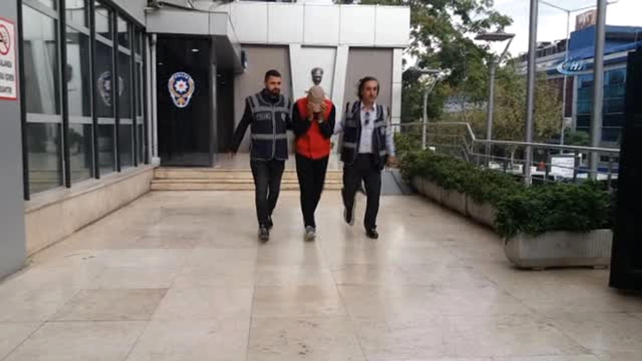 Dolandırıcılık Şüphelisi Kardeşine Ait Sahte Kimlikle Yakalandı