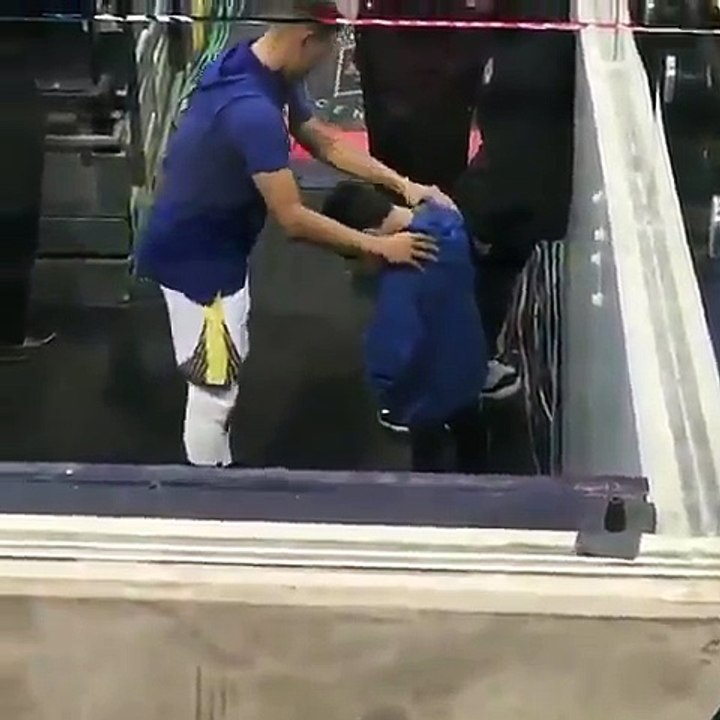 Stephen Curry console le neveu de Devin Harris