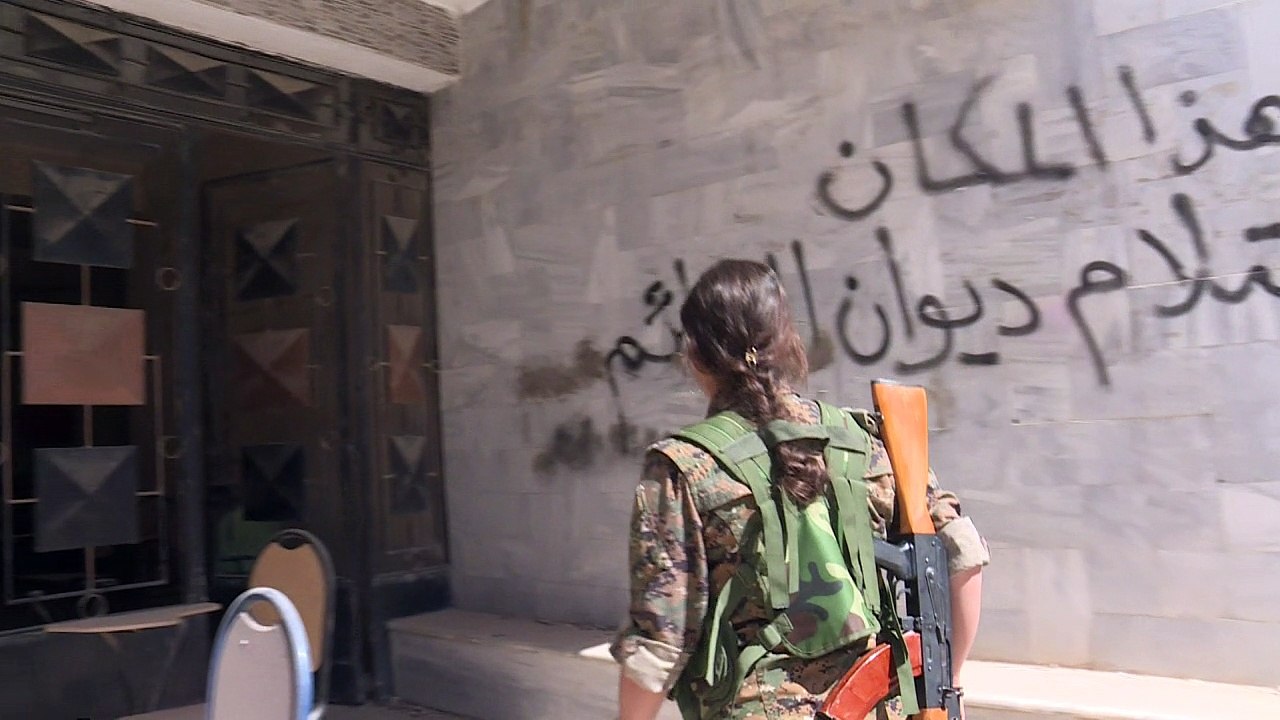 Traurige Heimkehr in die Trümmer von Raka