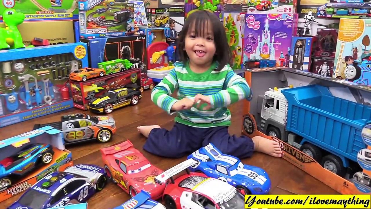 Toy Review: Toy Cars and Trucks! Disney Cars, Driven Dump Truck and Crane Truck Unboxing & Playtime
