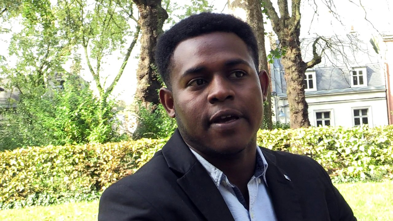 Aus dem Flüchtlings-'Dschungel' in ein neues Leben