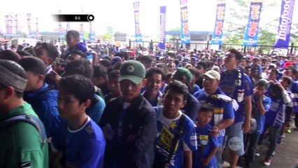 Balada Pertandingan Sepakbola, Bobotoh Suporter Loyal Persib Bandung - 86