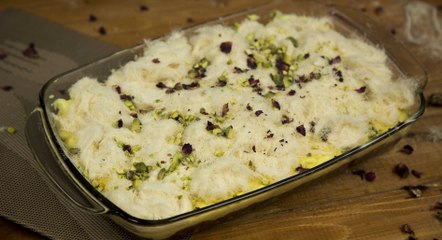 طريقة عمل عيش السرايا بالزعفران بالفيديو