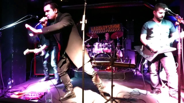 Yoğun Bakım - Çocuk | Kadıköy Sahne (Canlı Perfomans)