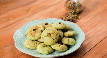 طريقة عمل غريبة الفستق بالفيديو