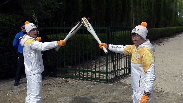 올림피아에 피어난 '평창 성화'...대장정 시작 / YTN