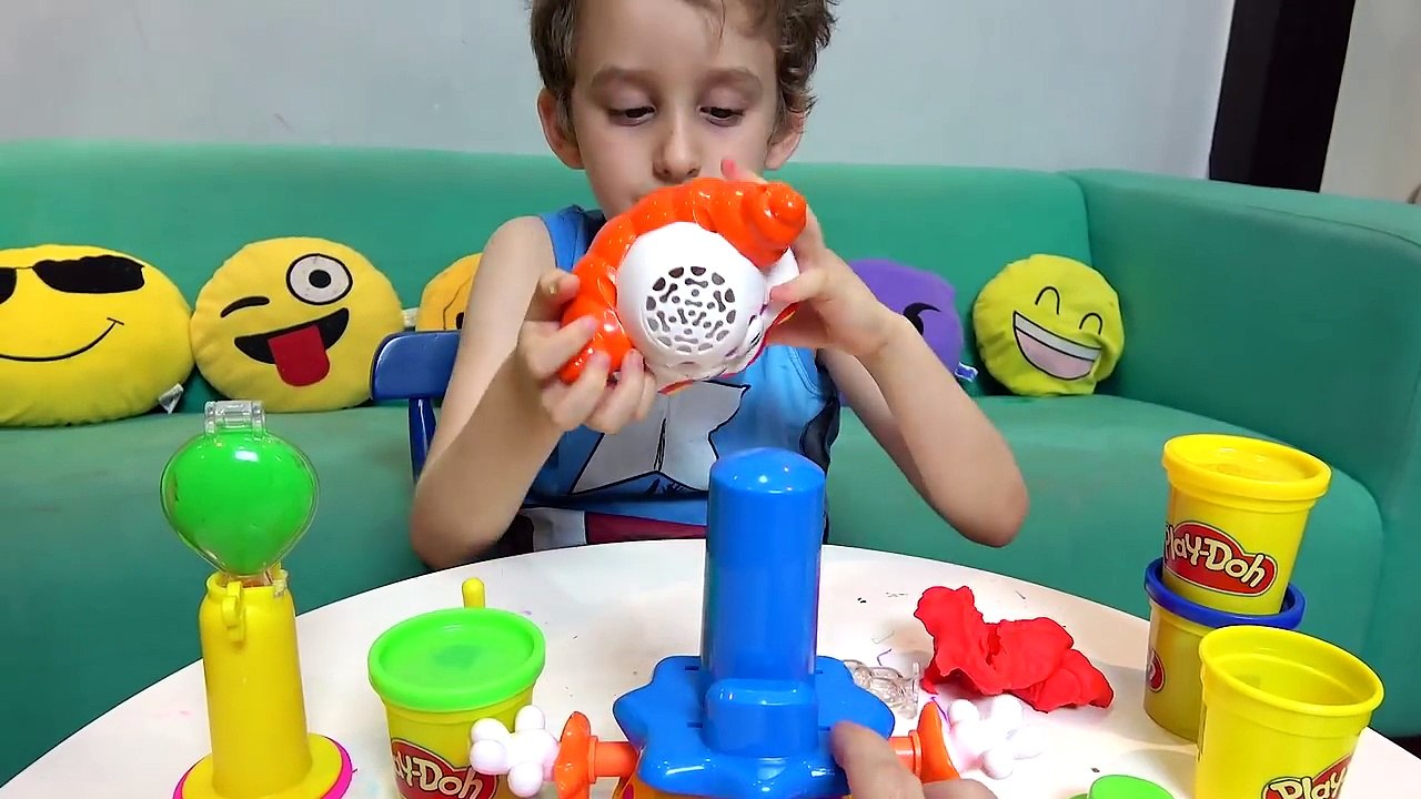 Massinha Play Doh Palhaço Cabeludo - Paulinho Brincando c/ Brinquedos de Massinha