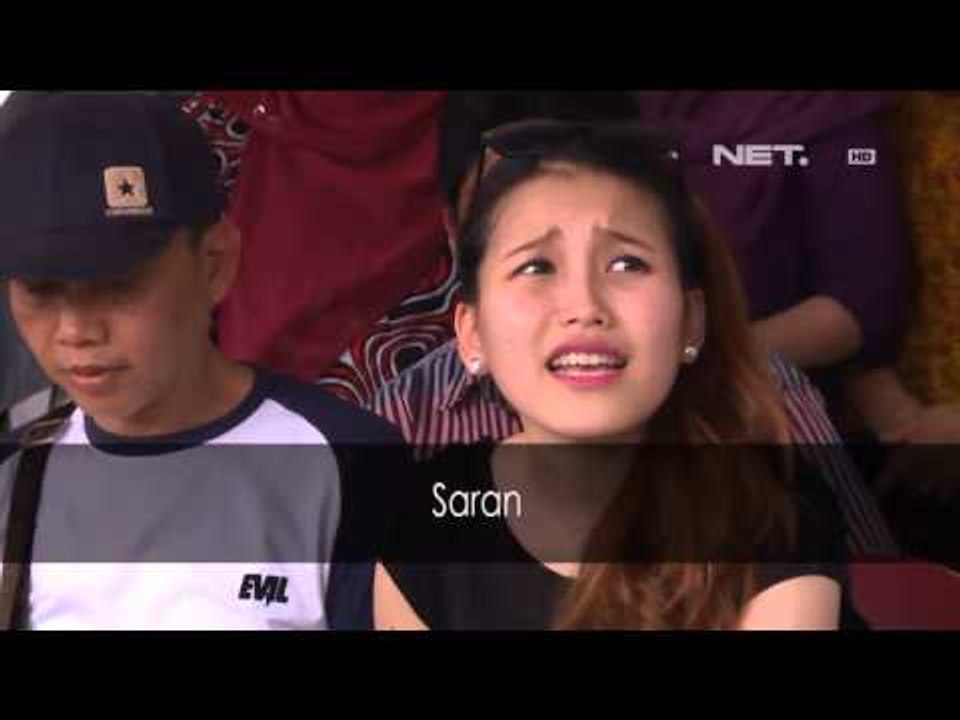 Entertainment News - Ayu Ting ting Berikan Sumbangan