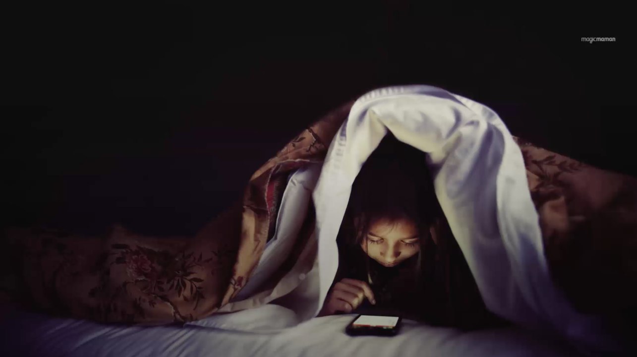 Combien de temps nos enfants passent-ils devant des écrans ?