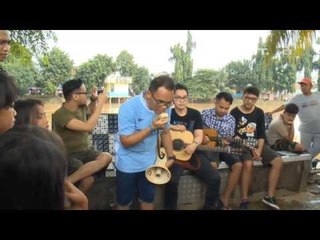 Enetrtainment News-Kerispatih melakukan baksos untuk korban Kampung Melayu