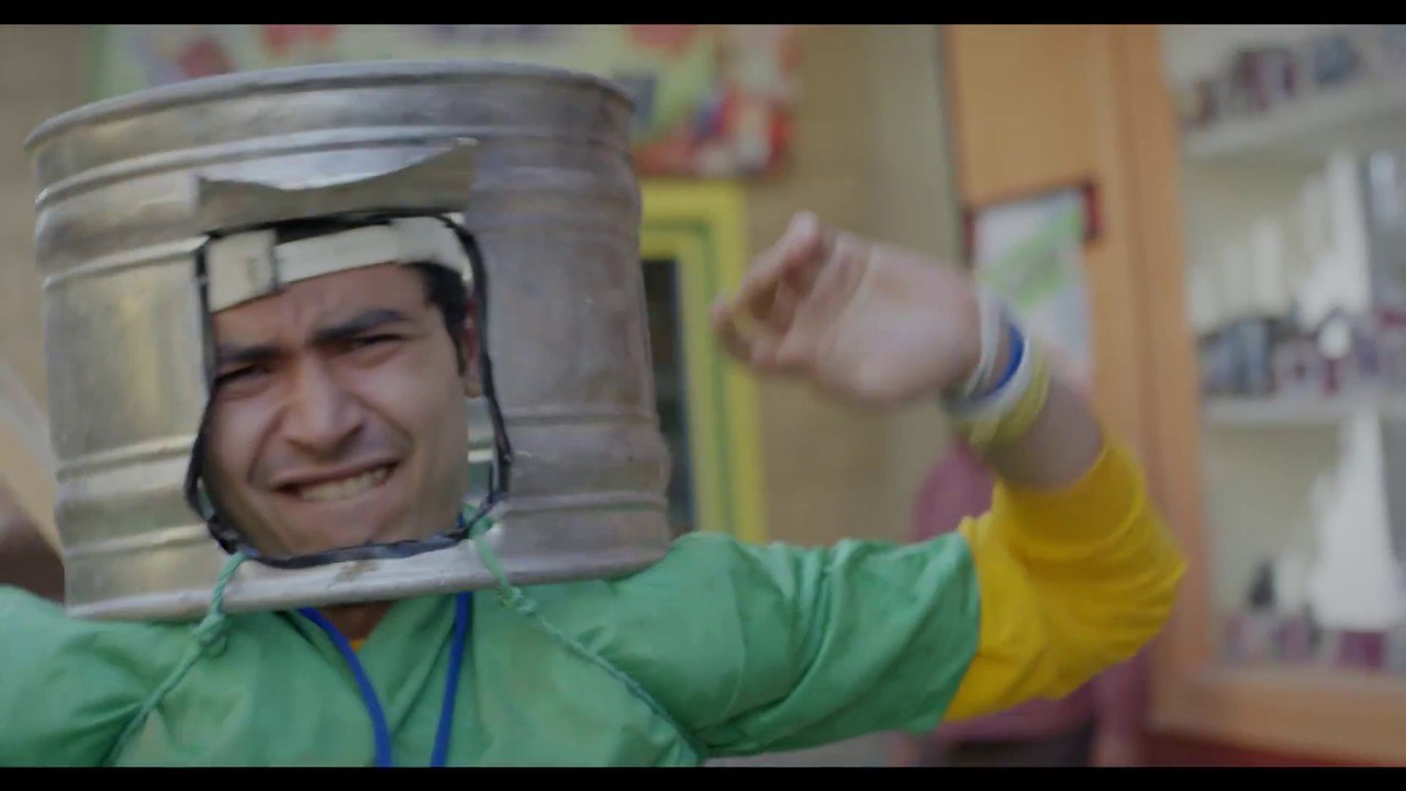 مشهد أكشن كوميدي في بداية حلقات مسلسل #أزمة نسب للنجم محمود عبد المغني والنجم محمد أنور