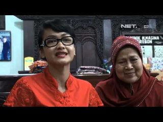 Entertainment News - Jupe belajar membatik