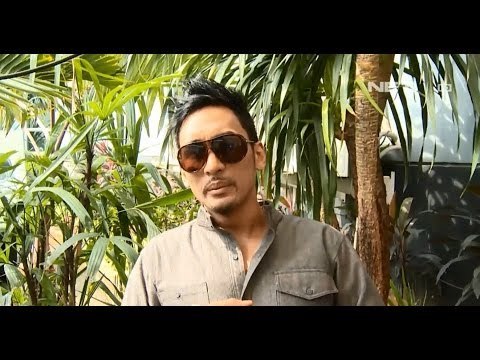 Entertainment News - Restu Sinaga ingin menikah tahun 2015
