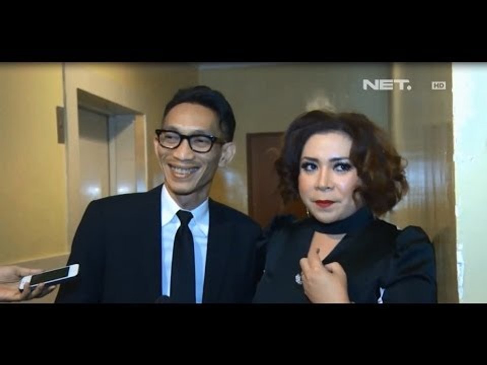 Entertainment News - Melly Goeslaw dan suami bercerita tentang dua anak lelaki mereka