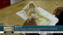 Bolivia paga bono anual contra deserción escolar 
