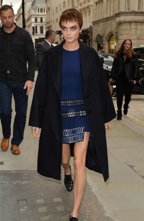 Margot Robbie aplaude el coraje de Cara Delevingne al denunciar su experiencia con Harvey Weinstein