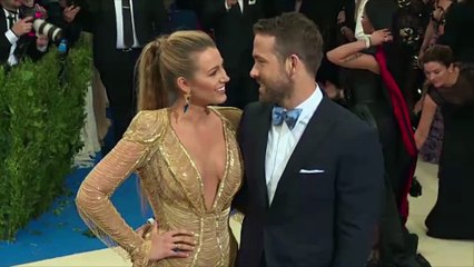 Blake Lively souhaite l'anniversaire de Ryan Reynolds