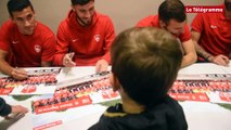 Stade Brestois. La foule à la rencontre des joueurs