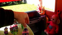 Cabane dextérieur Maison duplex Smoby pour enfant envahie par les Télétubbies !!!