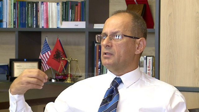 Gjykata, urdhri i dyshimtë - Top Channel Albania - News - Lajme