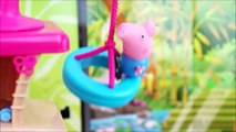 Pig George da Família Peppa Pig o Cocô do Cachorro e a Casinha de Atividades da Dora Aventureira! Em