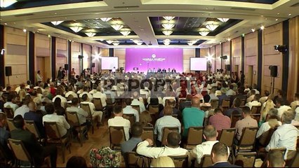 Report TV - Tenderat jo në një dorë, por shpërndahen në tre drejtori