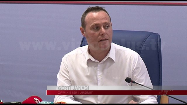 Universitetet shpallin fituesit - News, Lajme - Vizion Plus